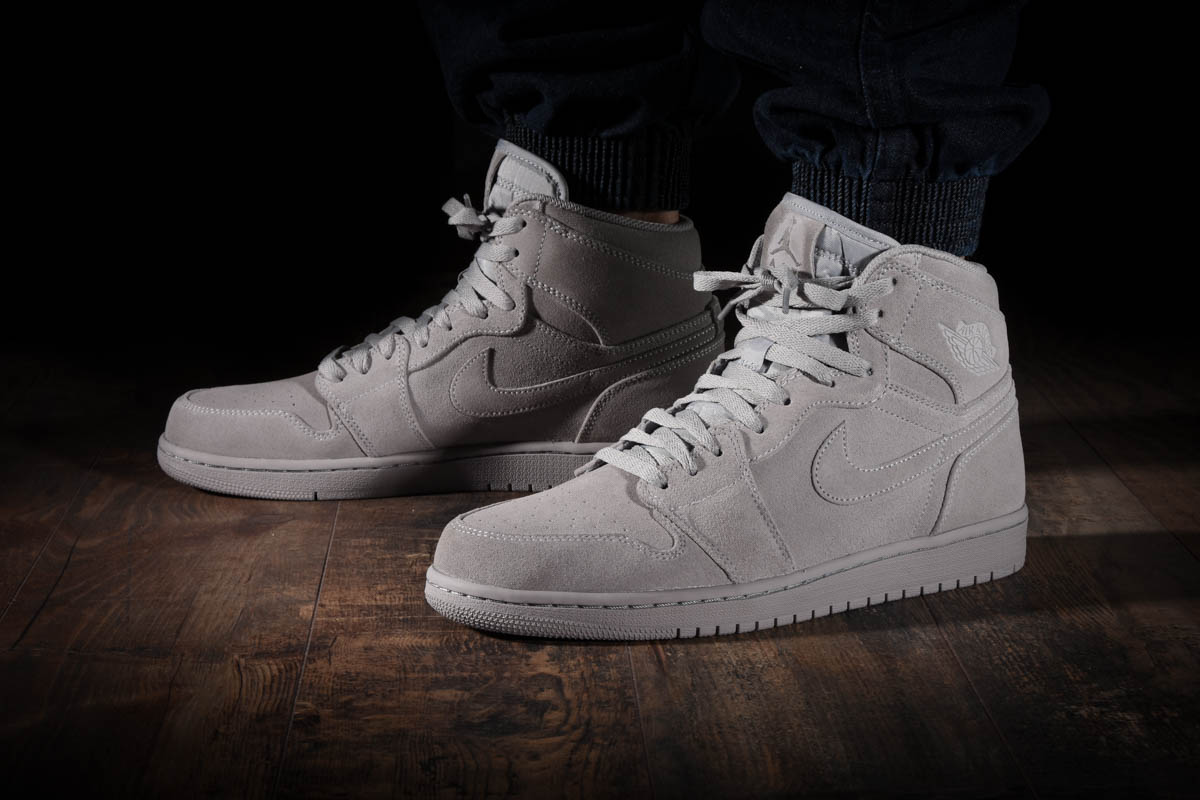 NIKE AIR JORDAN 1 RETRO HIGH WOLF GREY SUEDE