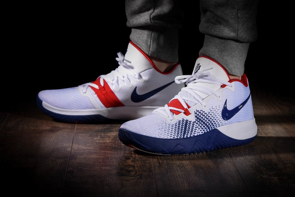 NIKE KYRIE FLYTRAP USA BASKETBALL