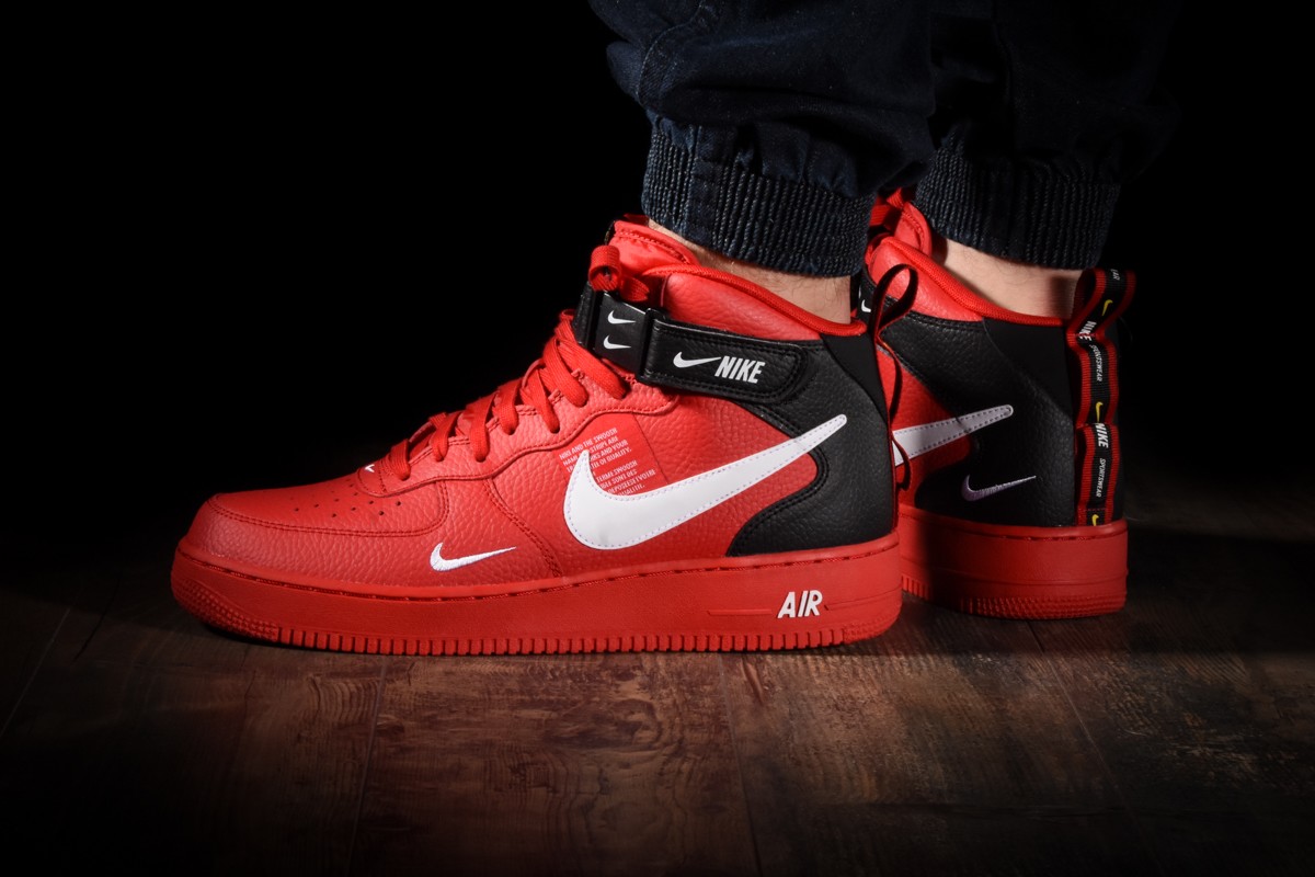 NIKE AIR FORCE 1 MID '07 LV8 UTILITY RED price €122.50
