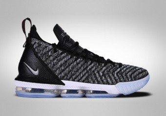 NIKE LEBRON 16 OREO