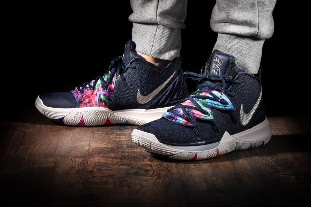 nike kyrie 5 nero